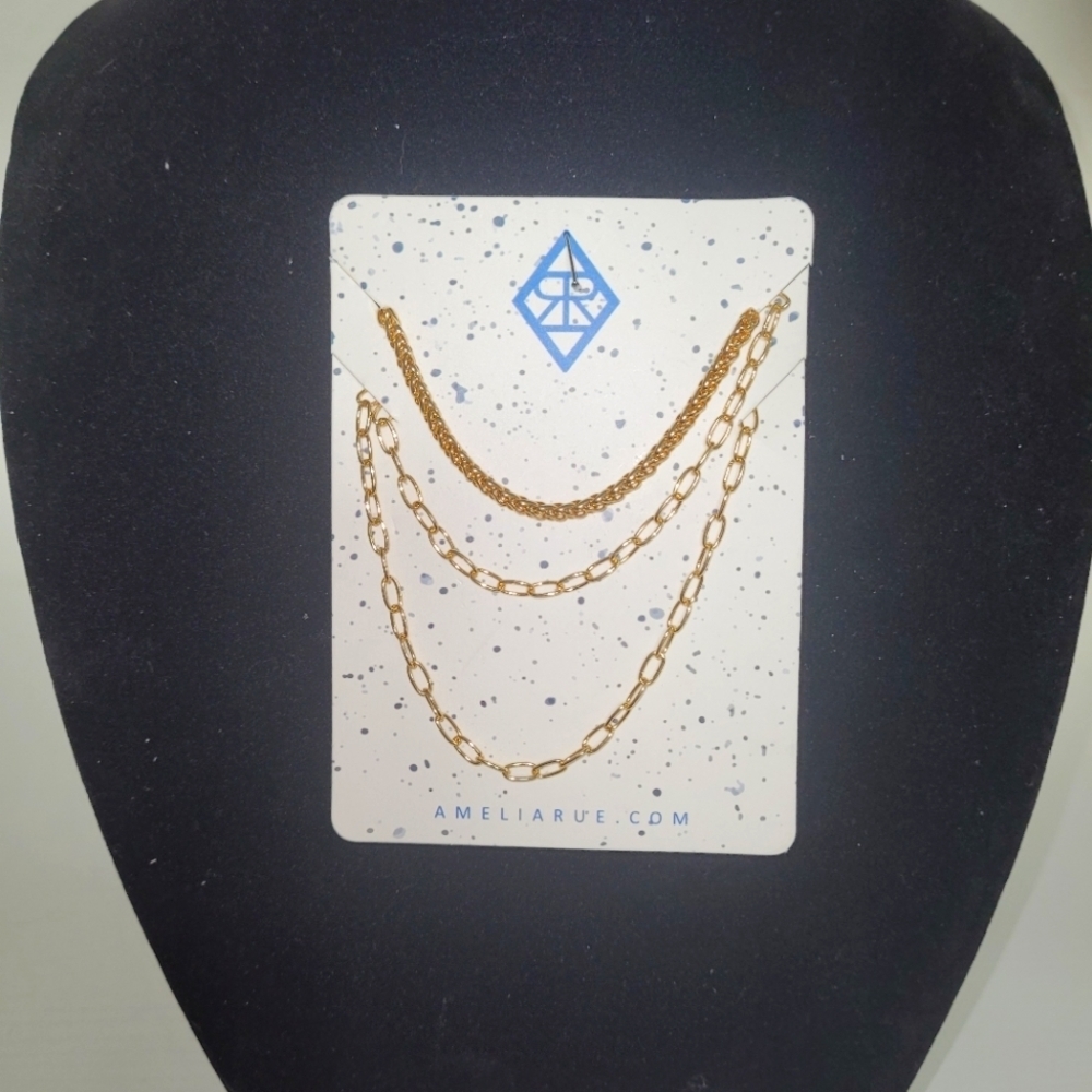 Amelia Rue‎ necklace